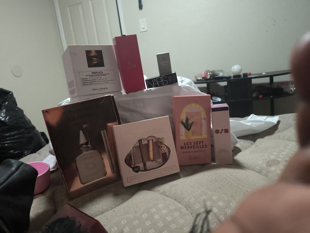 Perfume Ladies Expensive Taste Brands JoyPhoria - Charlotte Tilbury Perfume Set 100ML 33FL OZ.V10ML. L