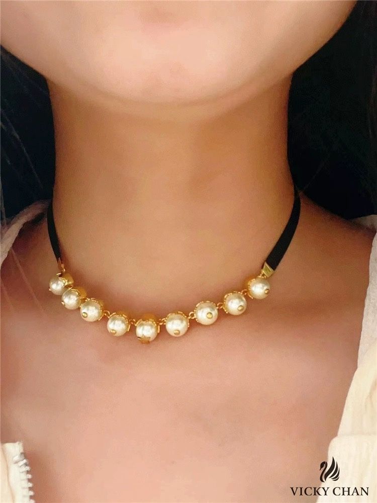 Dior Pearl Choker Necklace