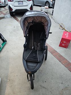 Jeep By Delta Children Jogging Stroller