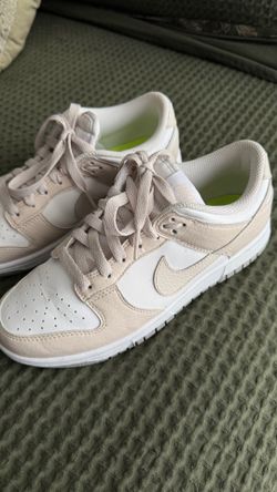 Nike dunk women’s shoes