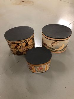 Decoupage oval boxes