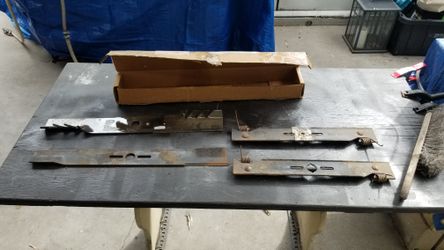 4 MOWER BLADES FOR MULCHING AND DE-THATCHING