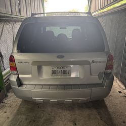 2006 Ford escape 