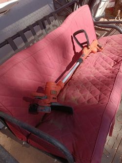 Black+Decker s String Trimmer