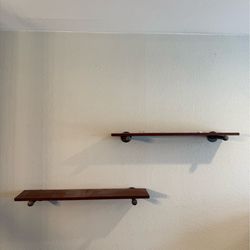 Floating shelves
