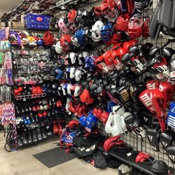 Wide Selection Of New And Used Boxing Equipment ( Read Description )