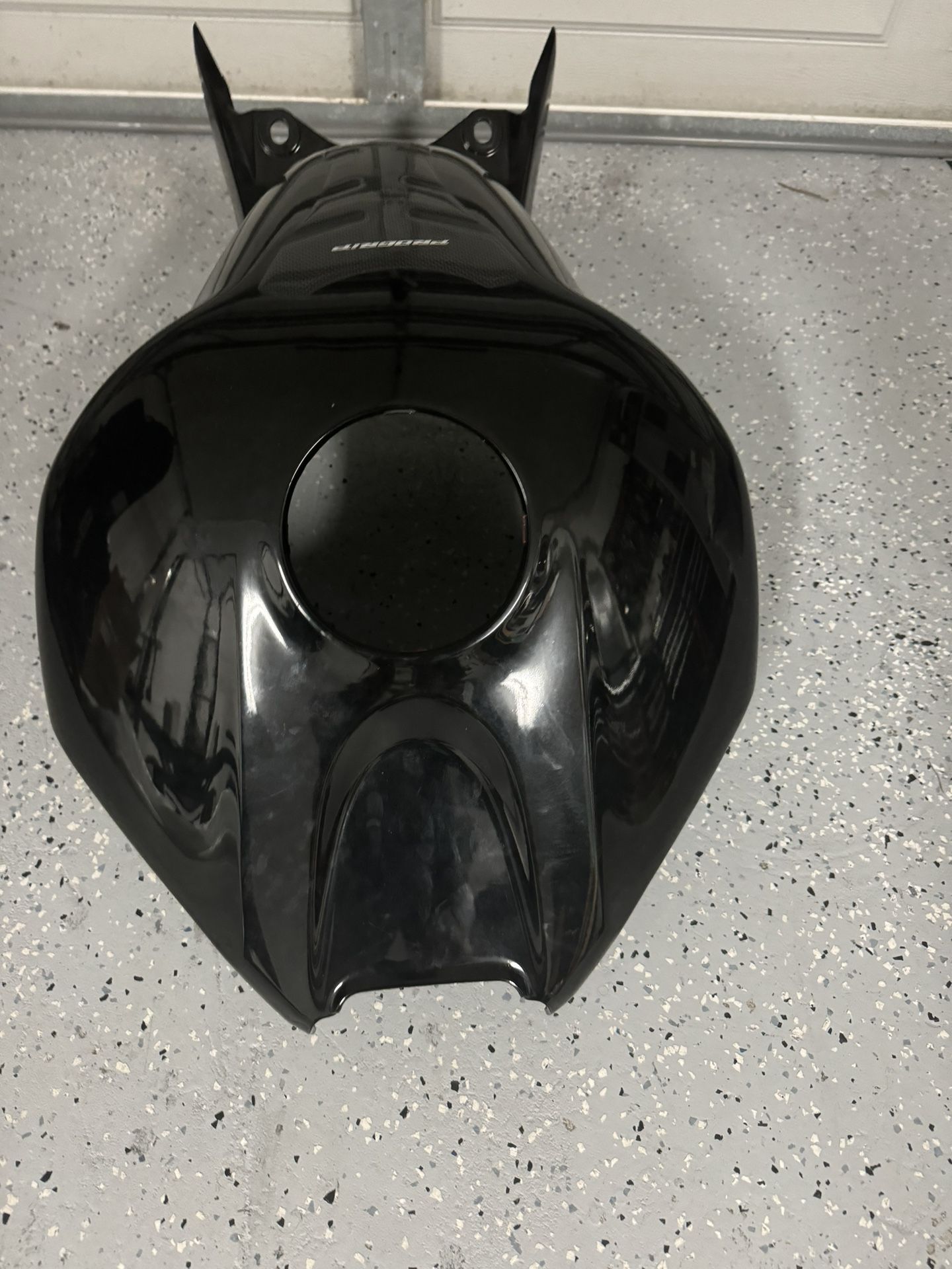 2005 Honda Cbr 1000 Gas Tank Fairing