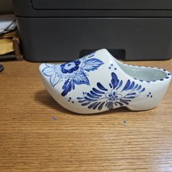 Delft Blauw Ceramic Figural Dutch Clog Hand Painted Planter 1960s