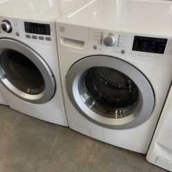 Lg Washer And Dryer Set 