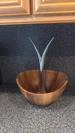 Nambe banana bowl