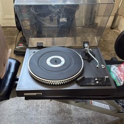 Kenwood KD-2070 Turntable