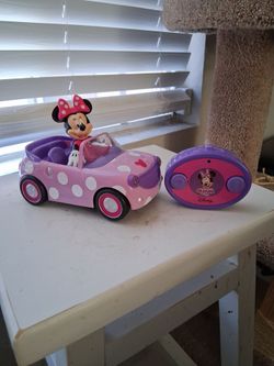 Disney Minnie Mouse RC Car with Remote