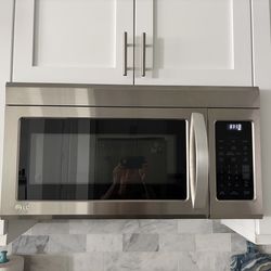 Under cabinet microwave 30”