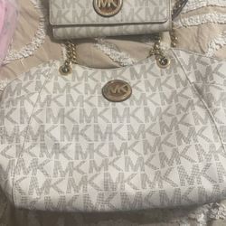 Michael Kors Purse And Wallet 