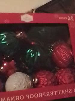 Christmass tree with a bunch of other things as well and lights