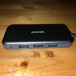 USB C HUB Powered