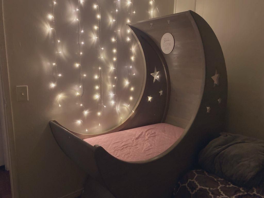 Half Moon Wooden Crib/Bed,All Products : American Fashion Style Bags On Sale