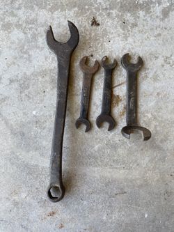 Vintage Ford Tools