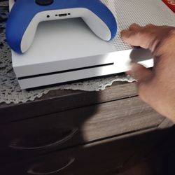 Xbox one s  1tb memory