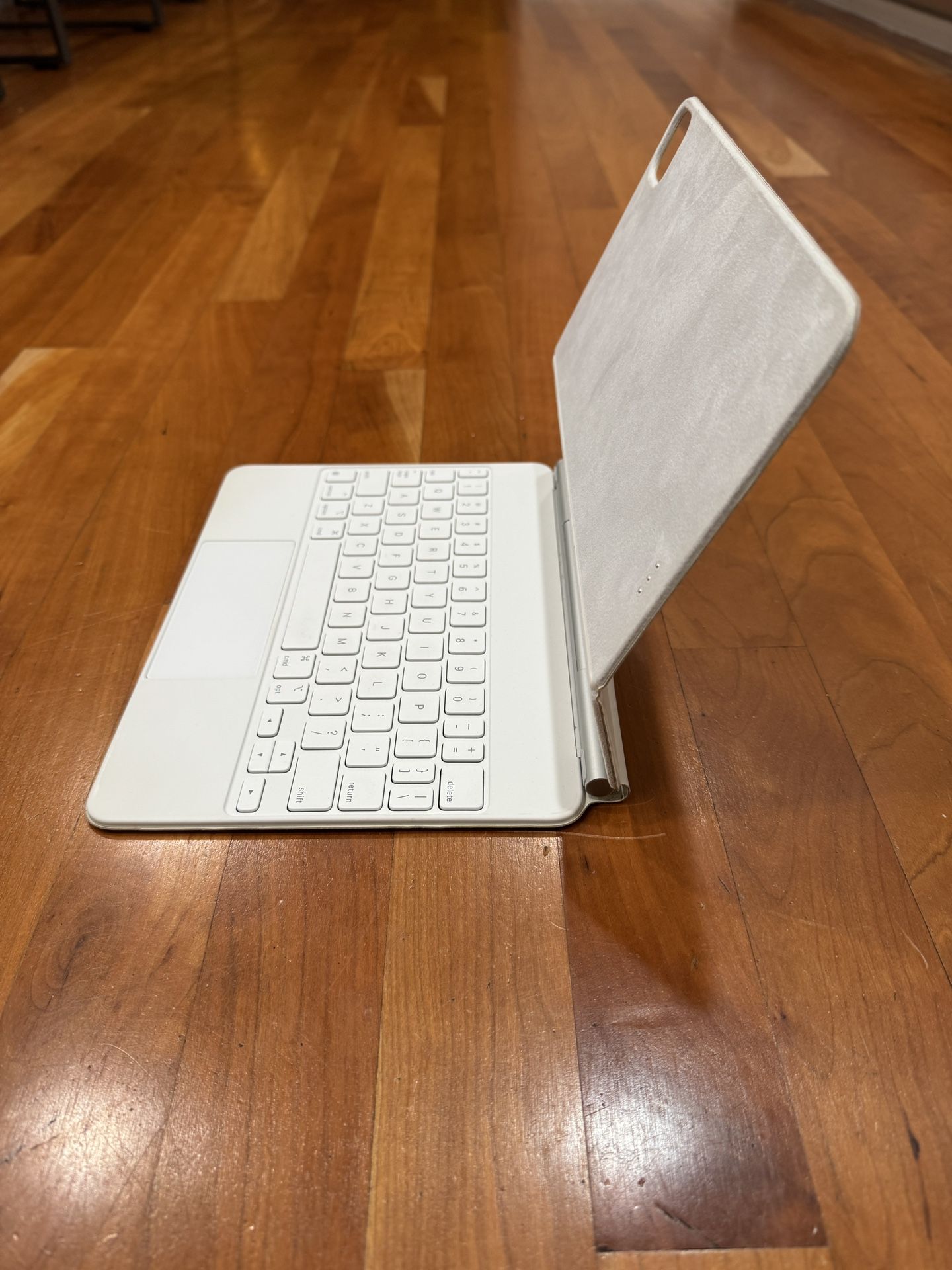 Apple Magic Keyboard A2261