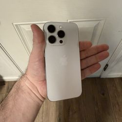 Iphone-15-pro-256gb-AT&T-Cricket