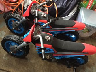 Spider-Man 6-Volt Electric Ride On