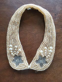 Beautiful Vintage Pearl And Beaded Floral Collar