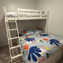 Free Bunk Bed / Loft Bed Twin 