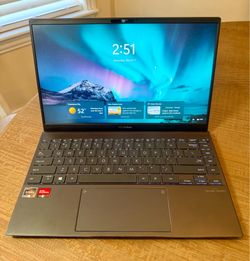 Asus ROG Zenbook 14” UM425UA Ryzen9/16GB/1TB