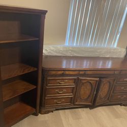 Beautiful Older Lane Furniture Set for Sale!