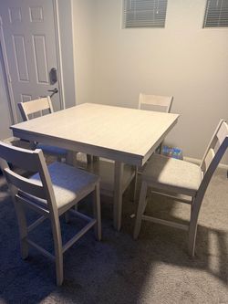 Ivory white 4 seat table