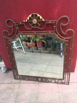 Metal mirror good condition