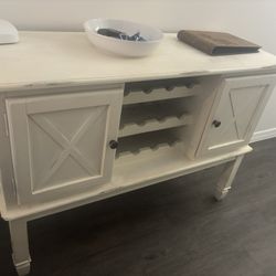 Farmhouse Table
