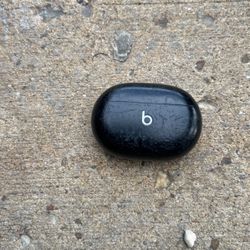 Beats Studio Buds