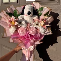 Snoopy Mixed Artifical Flowers Bouquet Arrangement Roses Girlfriend Day
