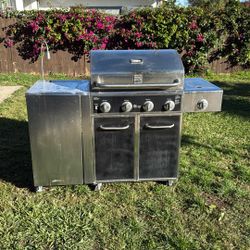 Kenmore barbecue Island