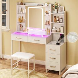 Vanity Desk with Mirror and Lights（Sw836)