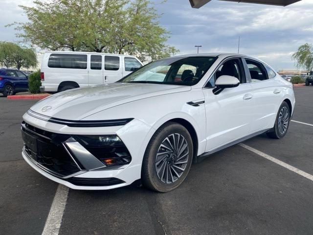 2024 Hyundai Sonata Hybrid