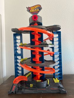 Hot wheels tower