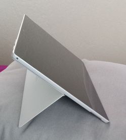 Like New Microsoft Surface Pro 2 in 1
