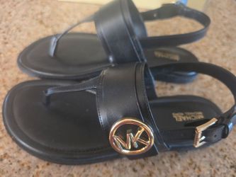Michael kors NEW sandals