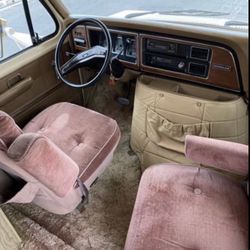 Ford Tioga Arrow Class C 1987 