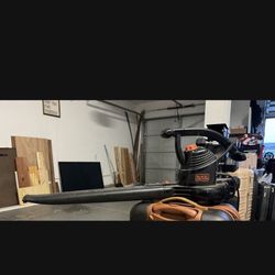 Black & decker Leaf Blower ; Plugs Up To Your Extension Cord