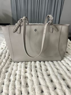 Tory Burch purse