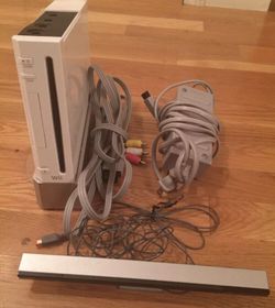 Nintendo wii console with 350+ classic games built in