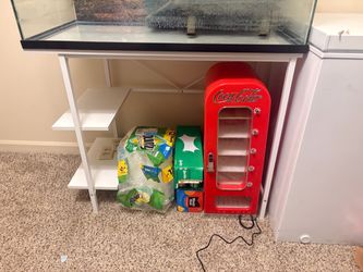 Aquarium fish tank