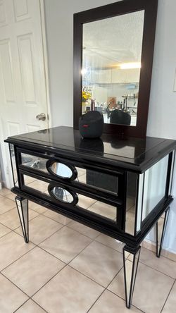 Black Mirrored Entryway Console Table – 2 Drawers