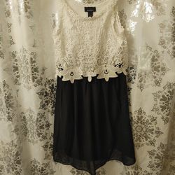 Girls Size 14 Dress Black And White