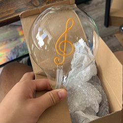 Specialty lightbulb, music note