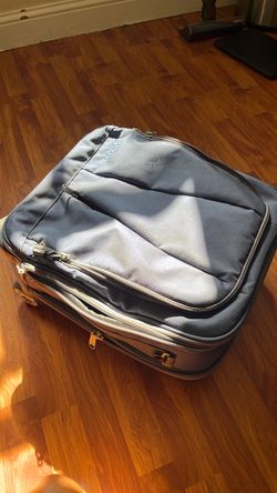 $15 used carry on baggage lots of compartments